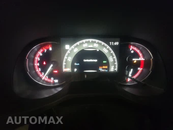 2025 Toyota RAV4 XLE - miniatura 12