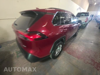 2025 Toyota RAV4 XLE - miniatura 4