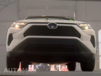 2025 Toyota RAV4 XLE - miniatura 3