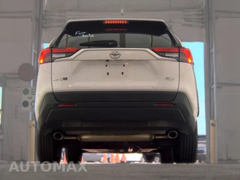 2025 Toyota RAV4 XLE - miniatura 7