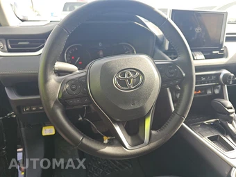2025 Toyota RAV4 XLE - miniatura 10