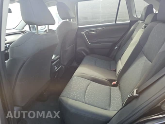 2025 Toyota RAV4 XLE - miniatura 13