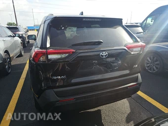 2025 Toyota RAV4 XLE - miniatura 5