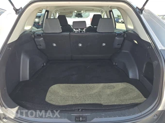 2025 Toyota RAV4 XLE - miniatura 23