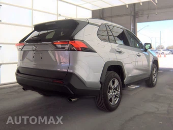 2025 Toyota RAV4 XLE - miniatura 5