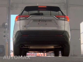 2025 Toyota RAV4 XLE - miniatura 7