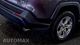2025 Toyota RAV4 XLE – miniatura 9