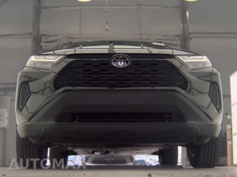 2025 Toyota RAV4 XLE – miniatura 3