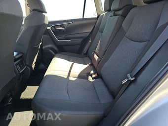 2025 Toyota RAV4 XLE – miniatura 13