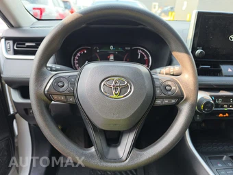 2025 Toyota RAV4 XLE – miniatura 10
