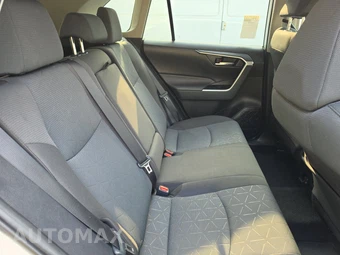 2025 Toyota RAV4 XLE – miniatura 14
