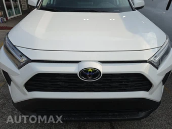 2025 Toyota RAV4 XLE – miniatura 2