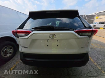 2025 Toyota RAV4 XLE – miniatura 5