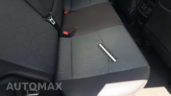 2025 Toyota RAV4 XLE - miniatura 32