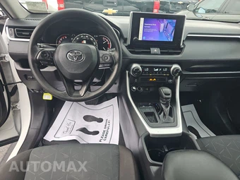 2025 Toyota RAV4 XLE - miniatura 17
