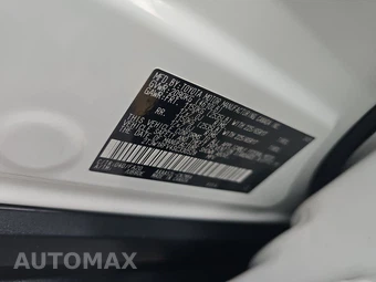 2025 Toyota RAV4 XLE - miniatura 21