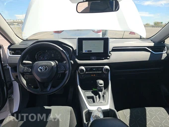 2025 Toyota RAV4 XLE - miniatura 17