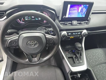 2025 Toyota RAV4 XLE - miniatura 11