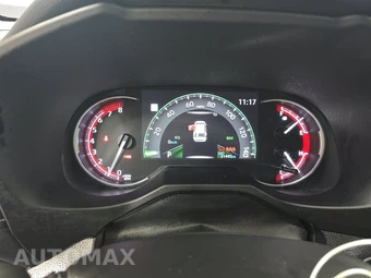 2025 Toyota RAV4 XLE - miniatura 12
