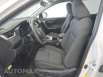 2025 Toyota RAV4 XLE - miniatura 7