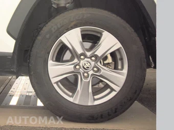 2025 Toyota RAV4 XLE – miniatura 12