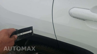 2025 Toyota RAV4 XLE – miniatura 36