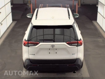 2025 Toyota RAV4 XLE – miniatura 6