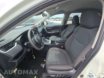 2025 Toyota RAV4 XLE - miniatura 13