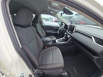 2025 Toyota RAV4 XLE - miniatura 14