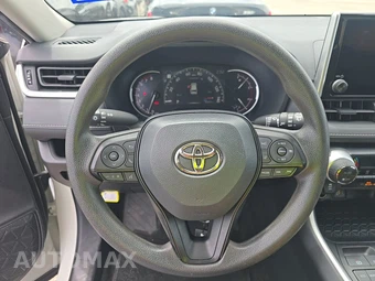 2025 Toyota RAV4 XLE - miniatura 16
