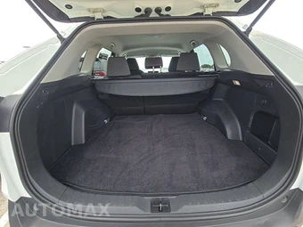 2025 Toyota RAV4 XLE - miniatura 23