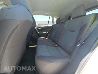 2025 Toyota RAV4 XLE - miniatura 13