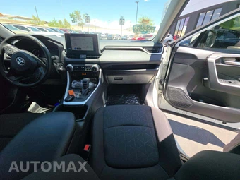2025 Toyota RAV4 XLE - miniatura 19