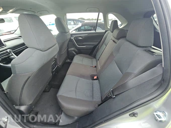 2025 Toyota RAV4 XLE – miniatura 13