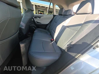 2025 Toyota RAV4 XLE - miniatura 13