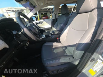 2025 Toyota RAV4 XLE - miniatura 7