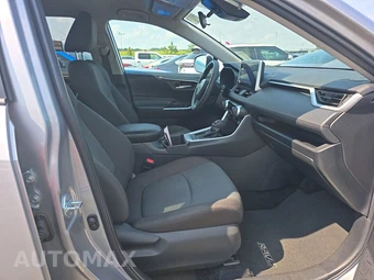 2025 Toyota RAV4 XLE – miniatura 14