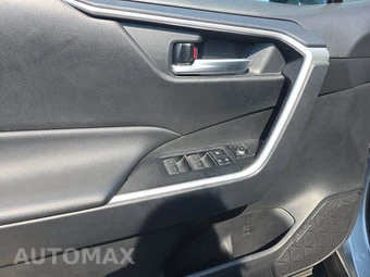 2025 Toyota RAV4 XLE – miniatura 15