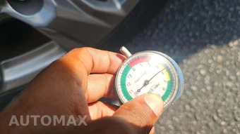 2025 Toyota RAV4 XLE – miniatura 30