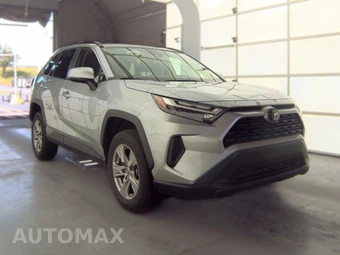 2025 Toyota RAV4 XLE – miniatura 4