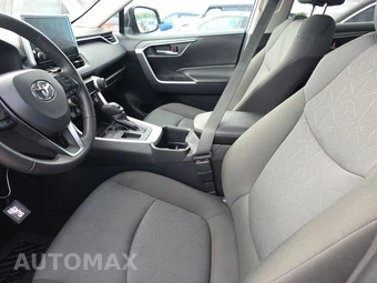 2025 Toyota RAV4 XLE - miniatura 7