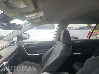 2025 Toyota RAV4 XLE – miniatura 14