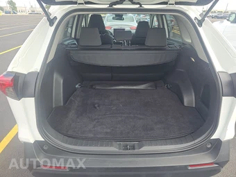 2025 Toyota RAV4 XLE – miniatura 17