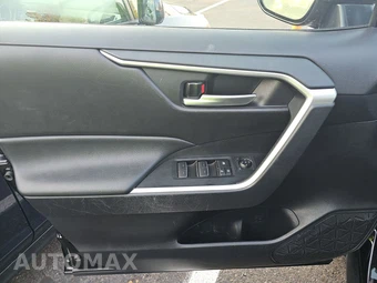 2025 Toyota RAV4 XLE - miniatura 15
