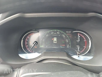 2025 Toyota RAV4 XLE – miniatura 12