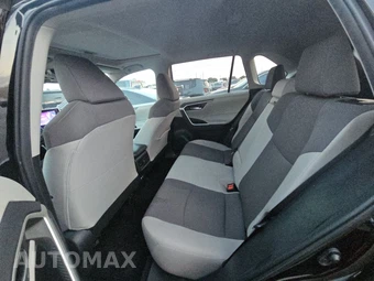 2025 Toyota RAV4 XLE - miniatura 13