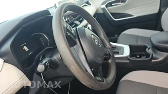 2025 Toyota RAV4 XLE - miniatura 21