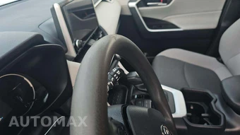 2025 Toyota RAV4 XLE - miniatura 24