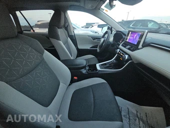 2025 Toyota RAV4 XLE - miniatura 8