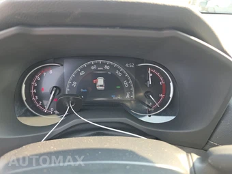 2025 Toyota RAV4 XLE - miniatura 18